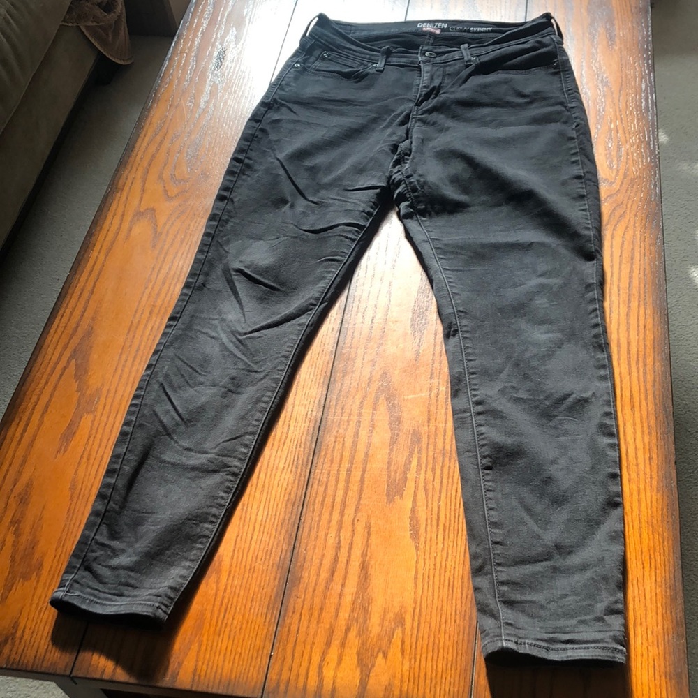 Levi’s denizen curvy skinny black cotton pants 10m